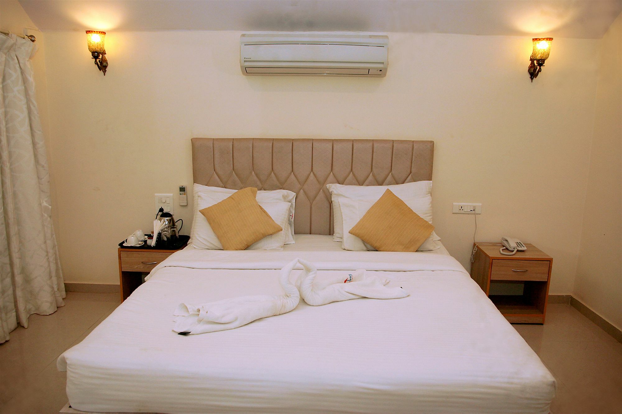 Morjim Holiday Beach Resort ภายนอก รูปภาพ